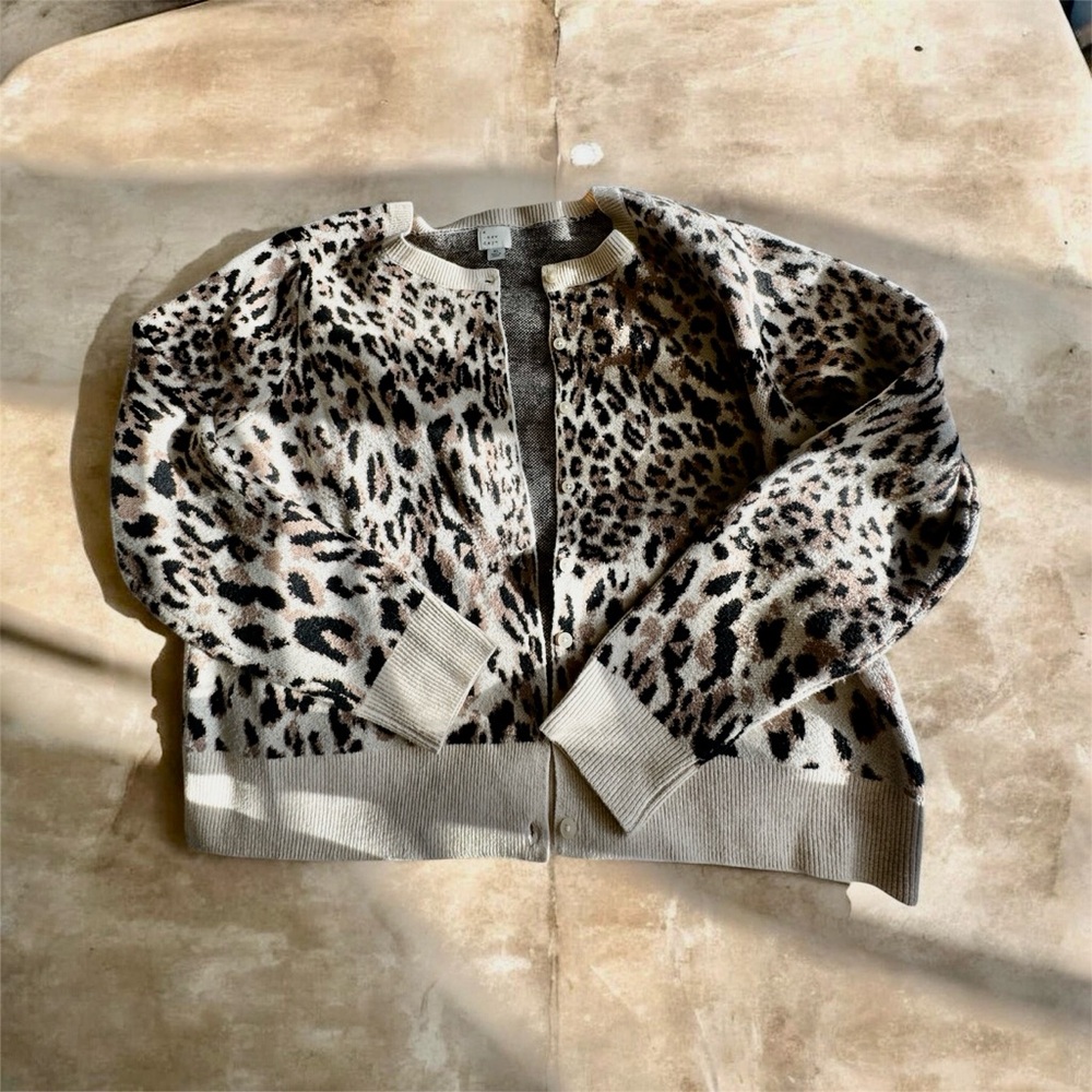 Leopard Print Knit Cardigan
